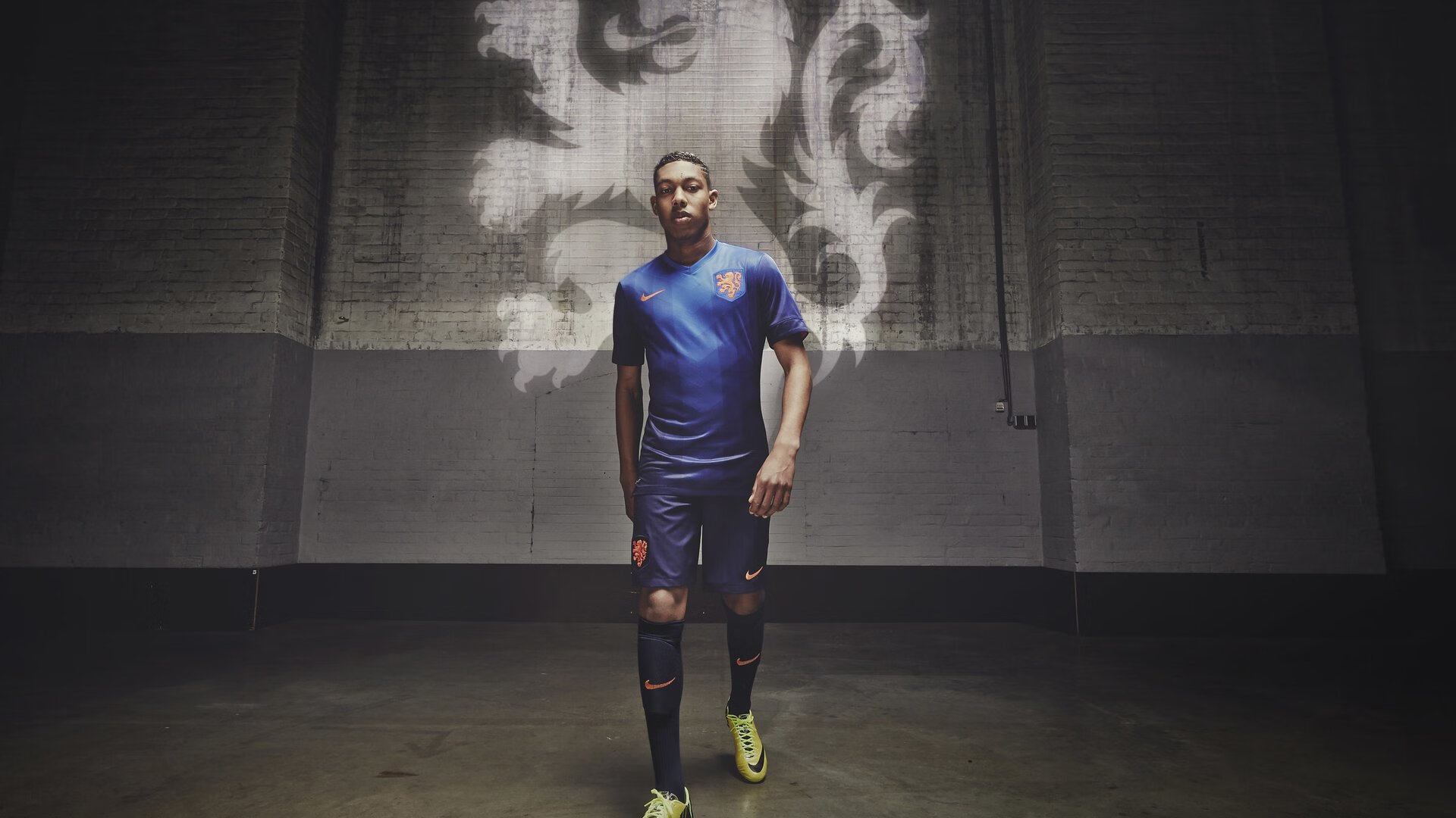 楚阿梅尼之夜，当NBA季后赛的聚光灯聚焦于一位非典型主宰者