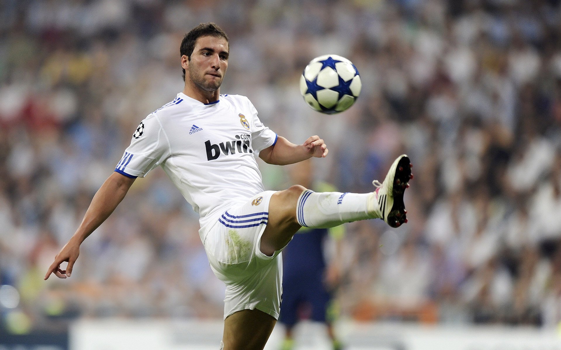 绝杀之夜，库里式关键先生降临，北京队惊险逆转深圳