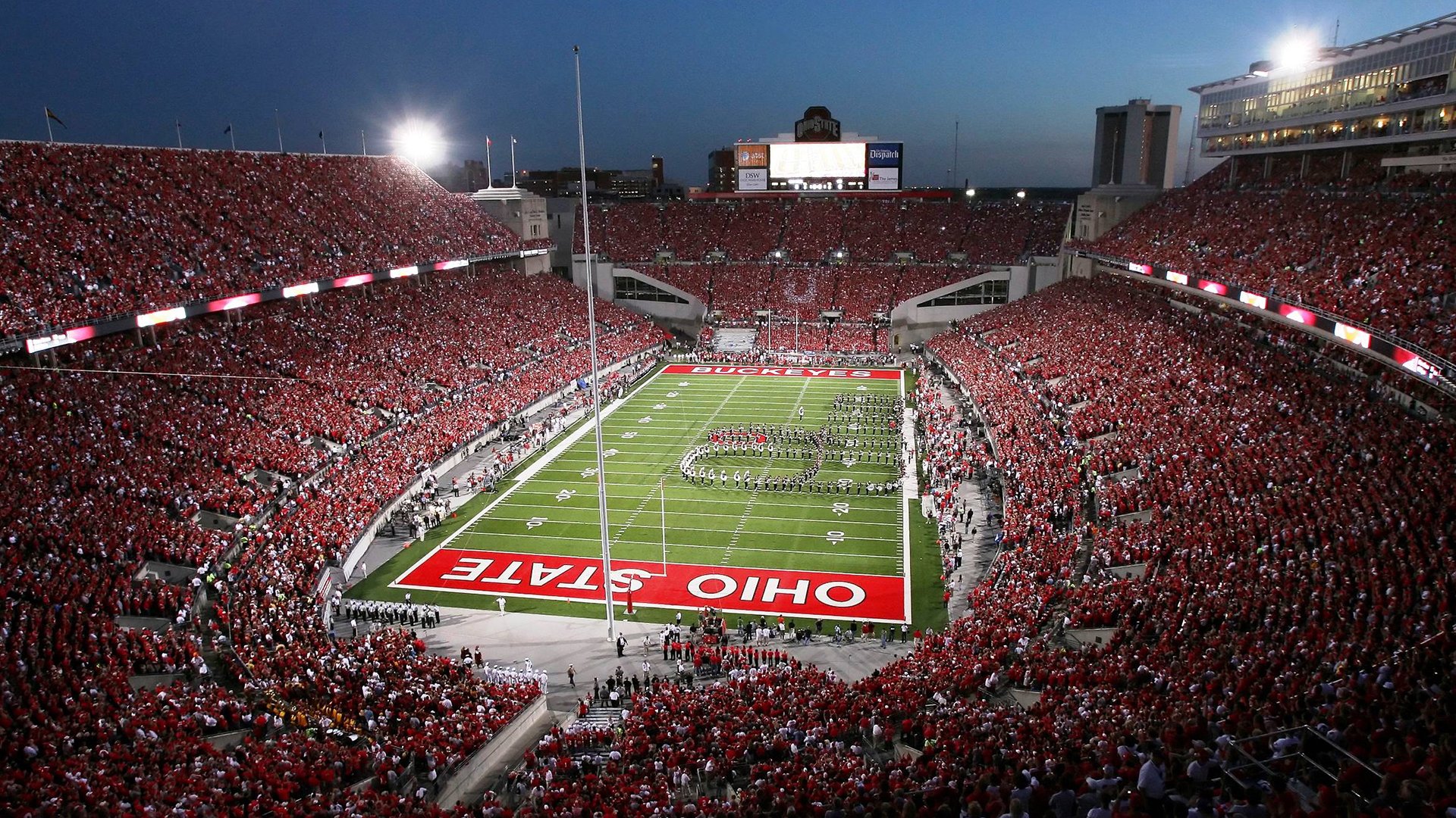 卡塔尔决胜局带走里昂，加克波攻防两端统治全场